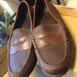 Men’s Bass leather upper loafers